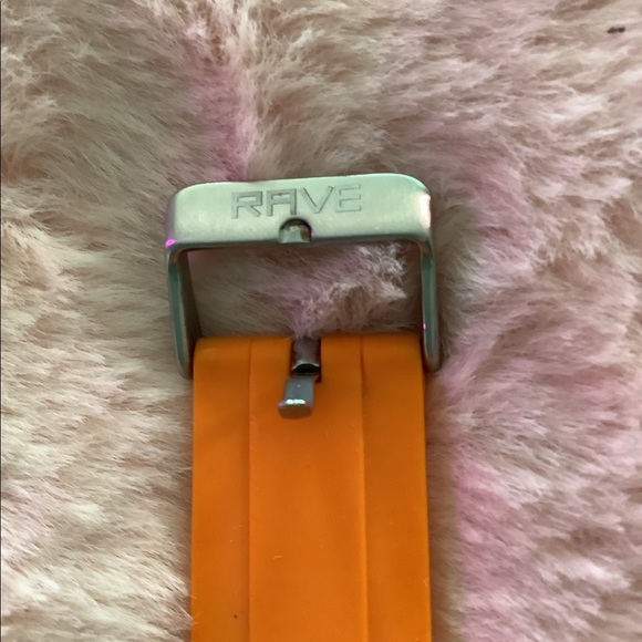 Rave Unisex Silicone Watch - Picture 3 of 4